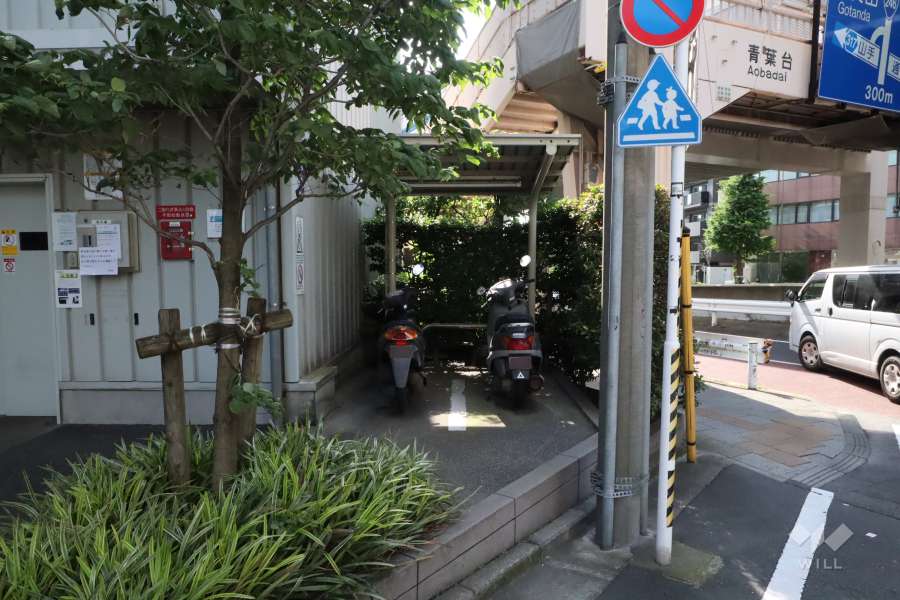 バイク置場