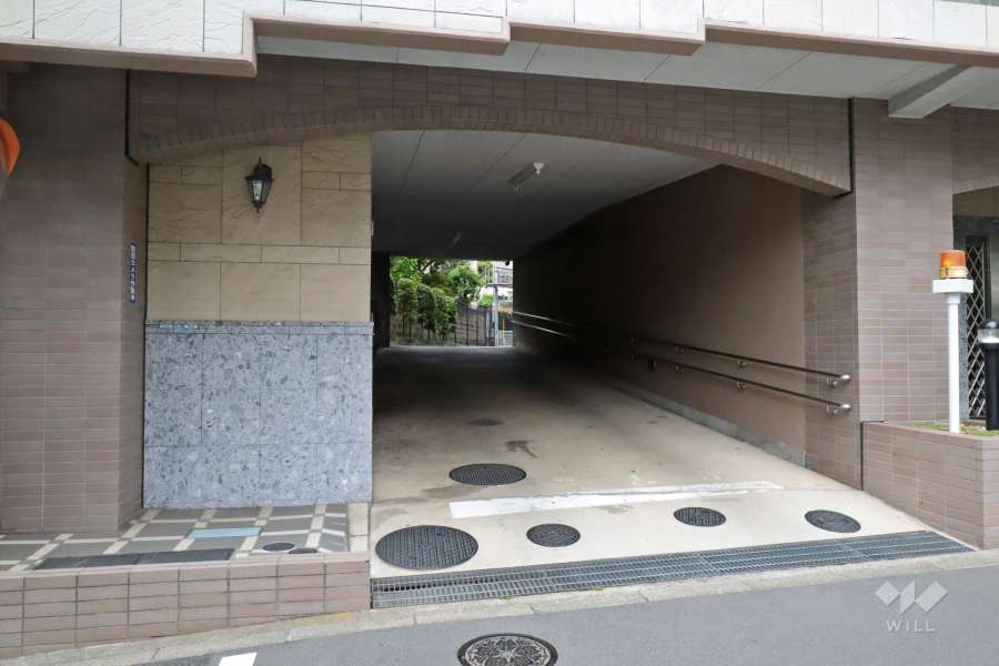 駐車場出入口