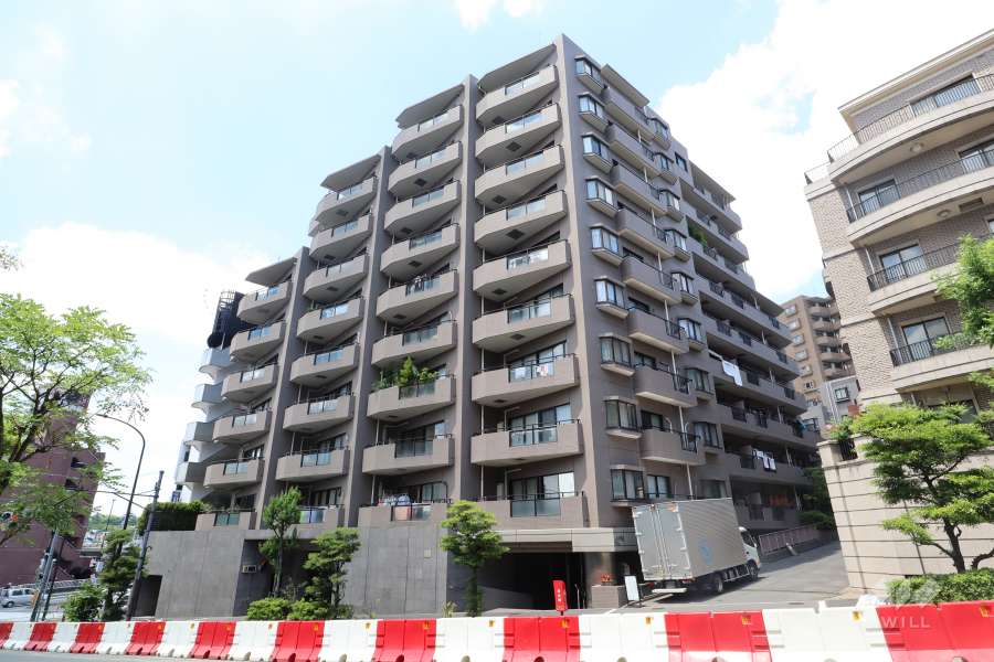 目黒青葉台グランドハイツの外観(南東側から)