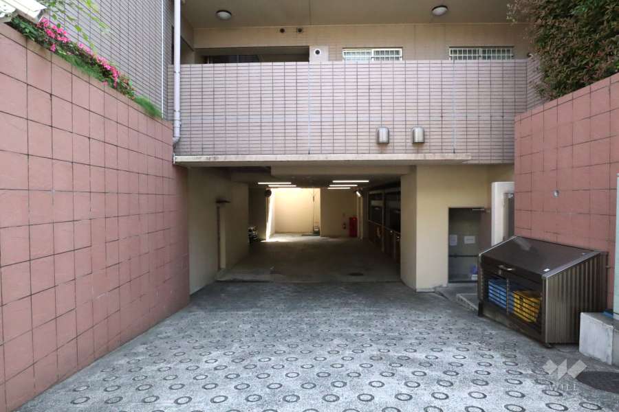 駐車場の出入り口