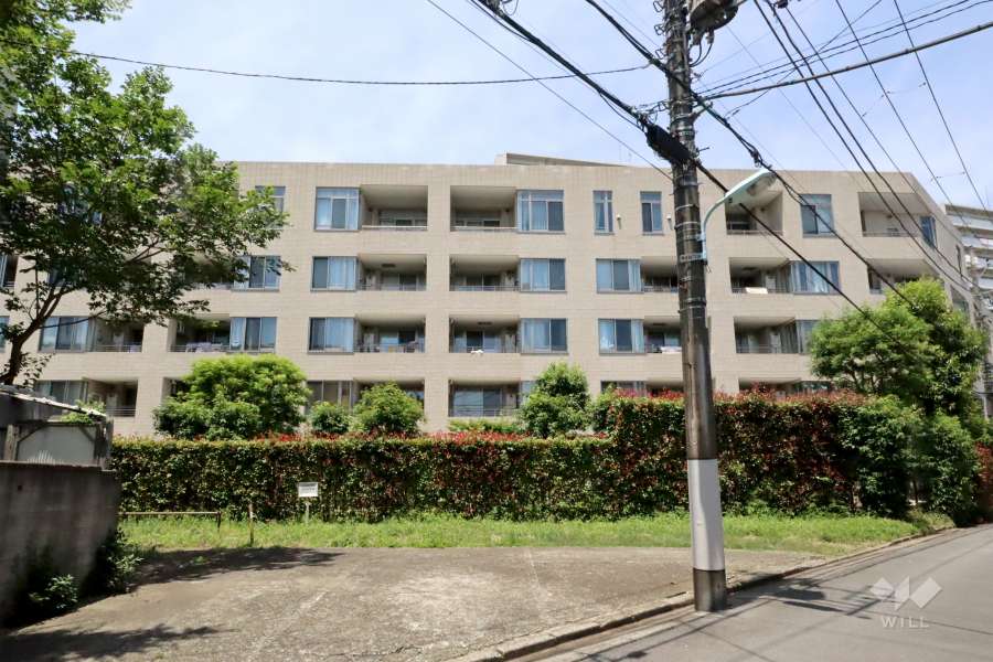 ブリリア目黒東山の外観(南側から)