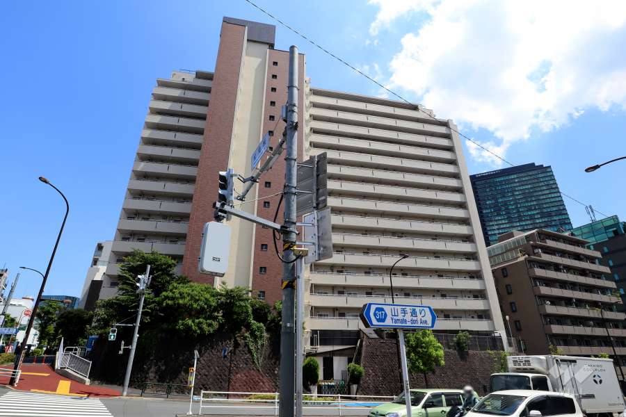 松見坂武蔵野マンションの外観(北西側から)
