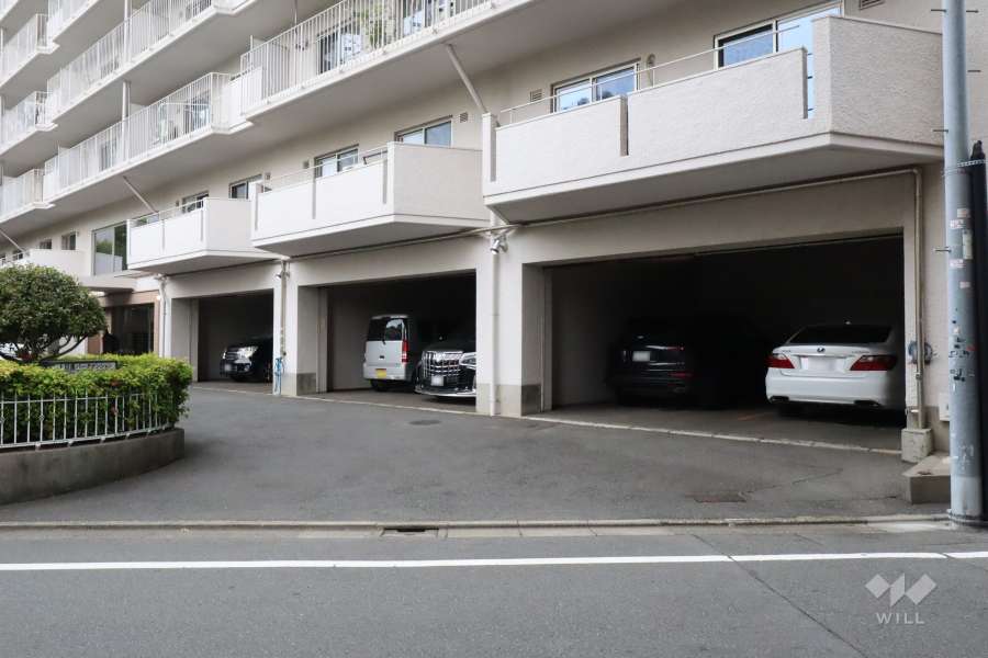 敷地内駐車場（屋内平面式）