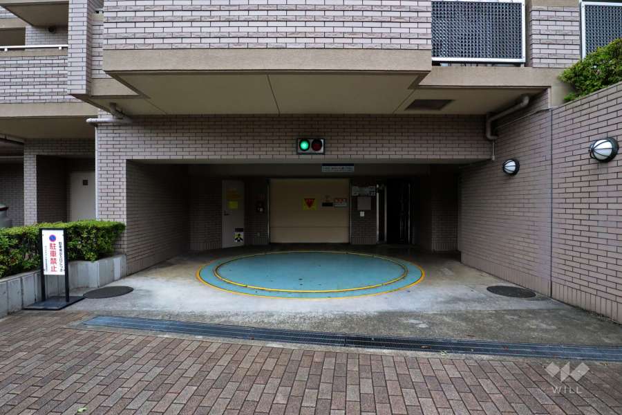 敷地内駐車場（屋内機械式）