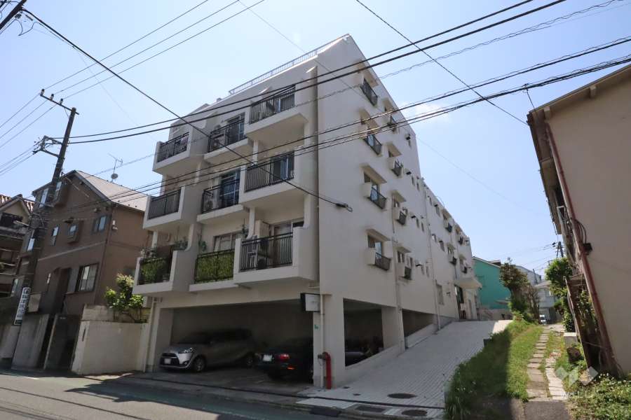 ニュー目黒台ハイツの外観(北東側から)