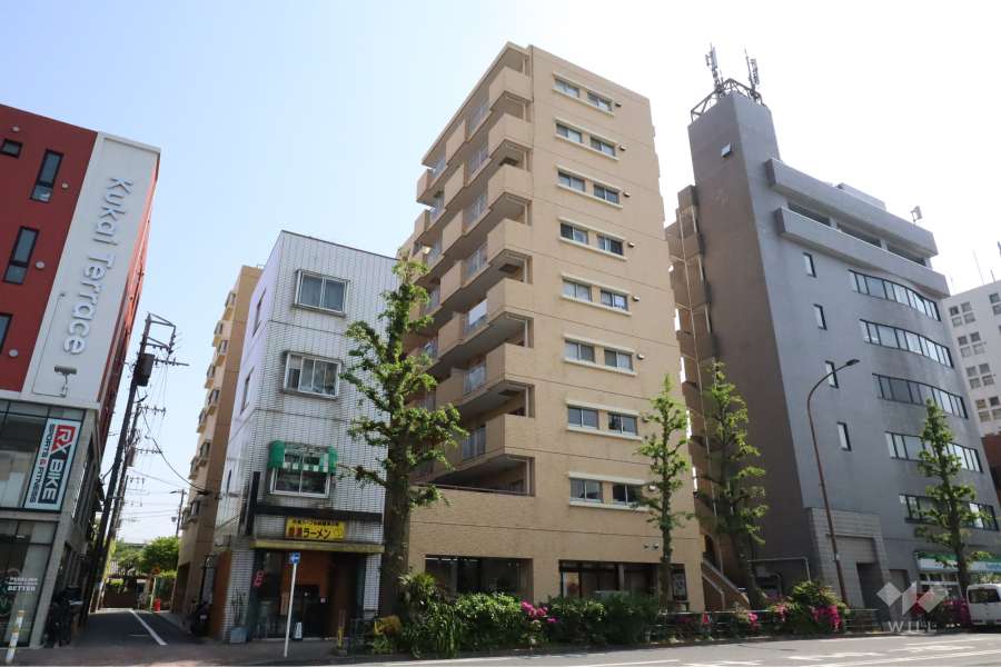 ライオンズマンション下目黒の外観(北東側から)