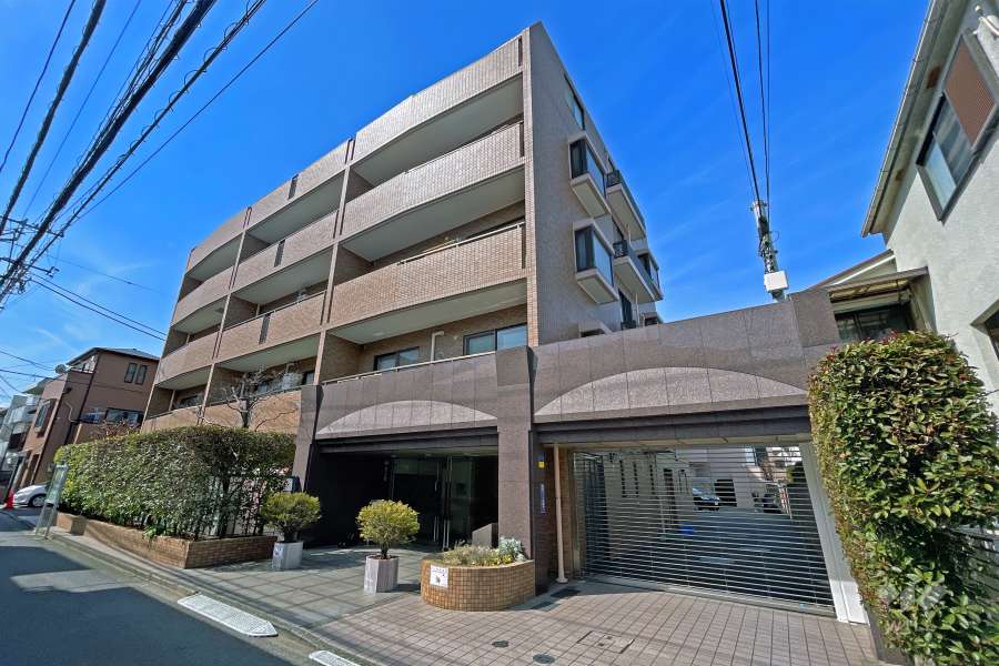 朝日ラパリオ学芸大学の外観（南東側から）
