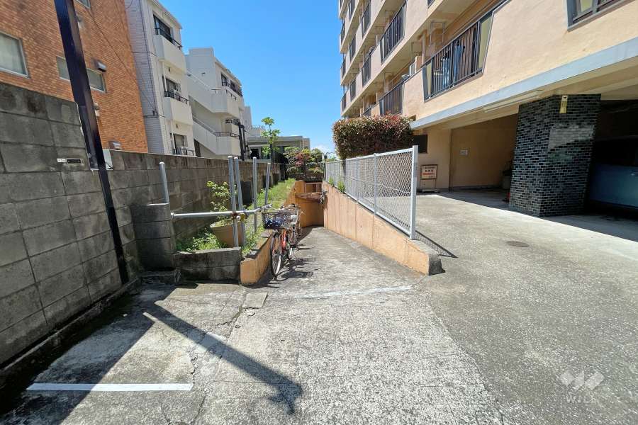 駐輪場の出入り口