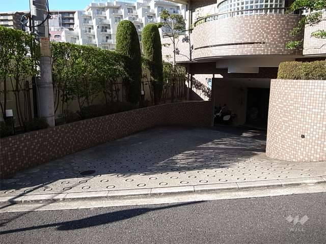 駐車場入り口