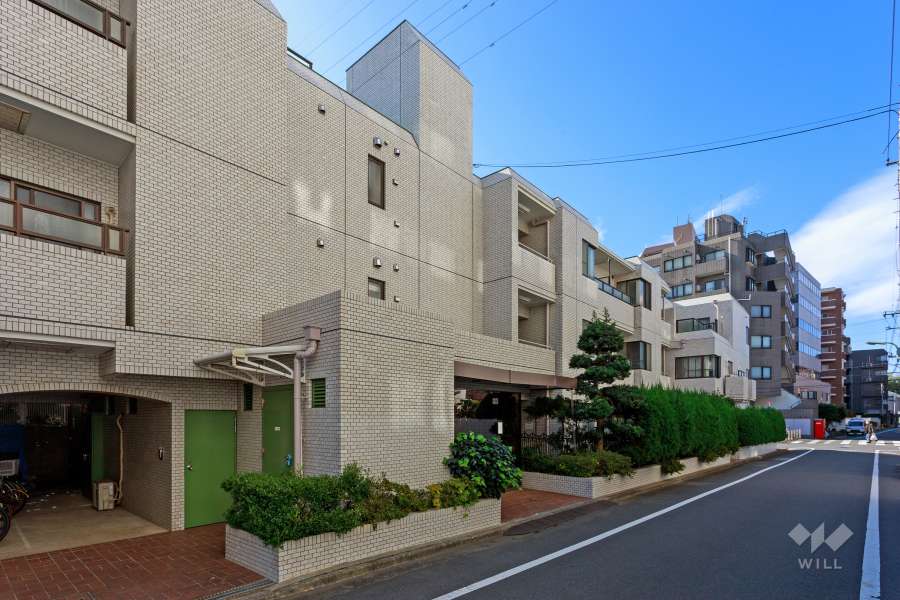 パレロワイヤル目黒平町の外観（北東側から）