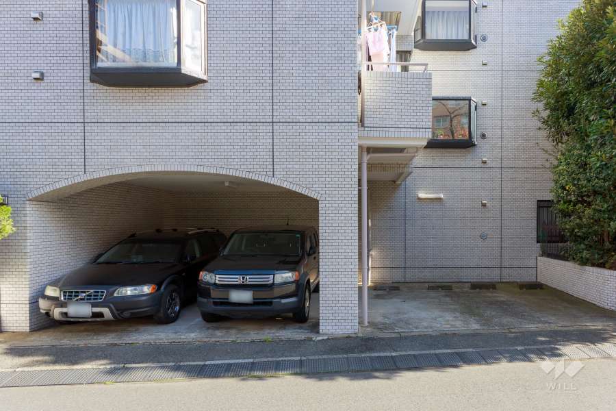 敷地内駐車場（屋内平面式）