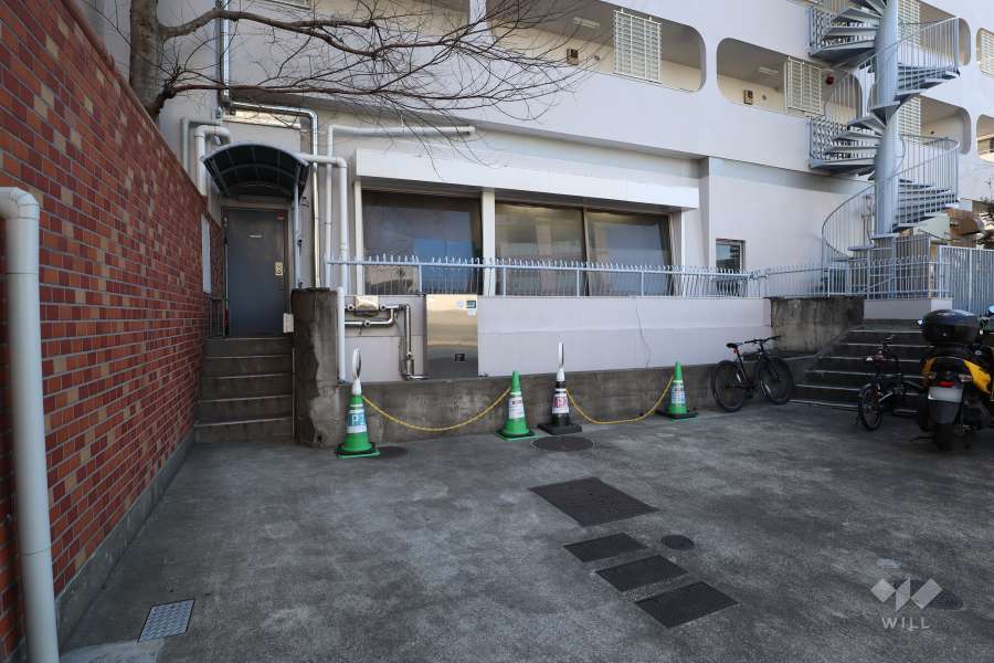 バイク置場