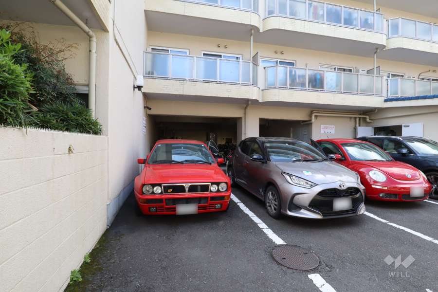 敷地内駐車場(屋外平面式）