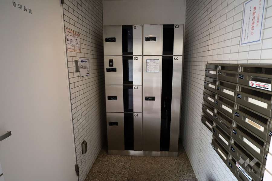 宅配ボックスと共用ポスト