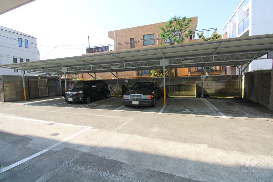 敷地内駐車場（屋外平面式）