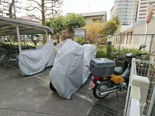 バイク置場