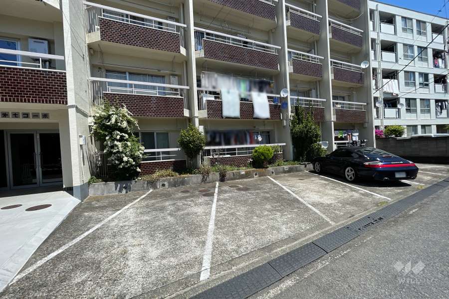 敷地内駐車場（屋外平面式）