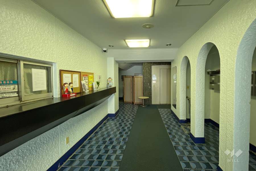 エントランスホール