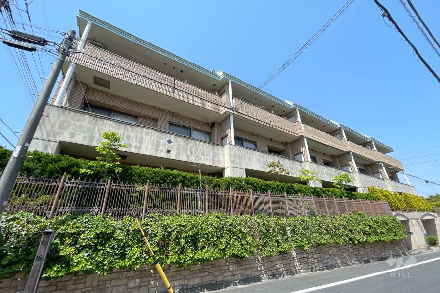 藤和目黒八雲ホームズの外観（南西側から）