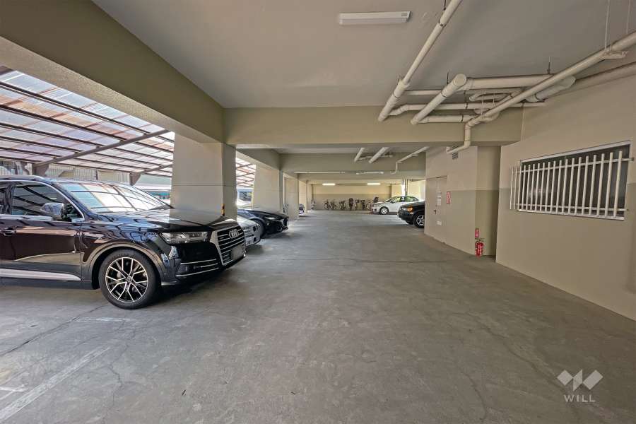 敷地内駐車場（屋内平面式）
