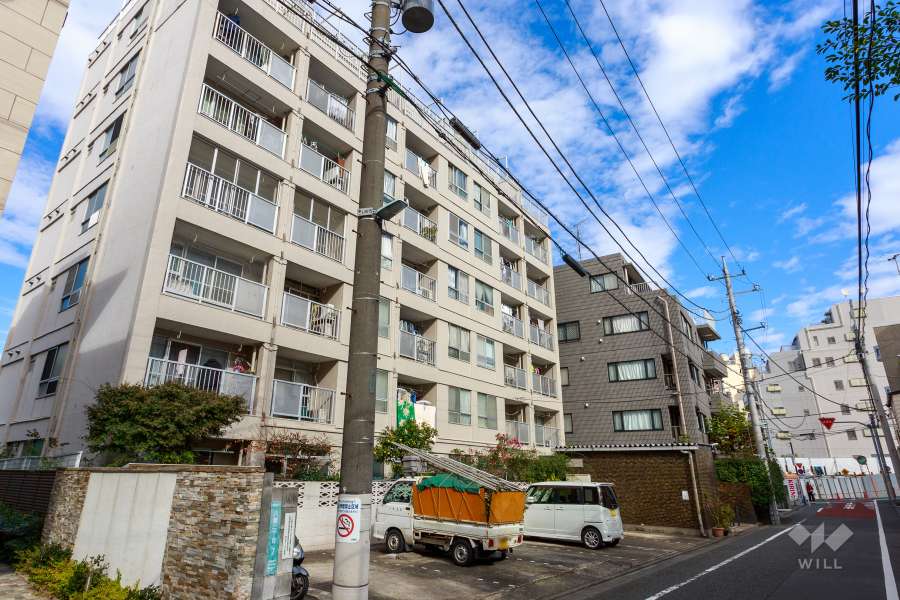 都立大第2コーポラスの外観（南西側から）