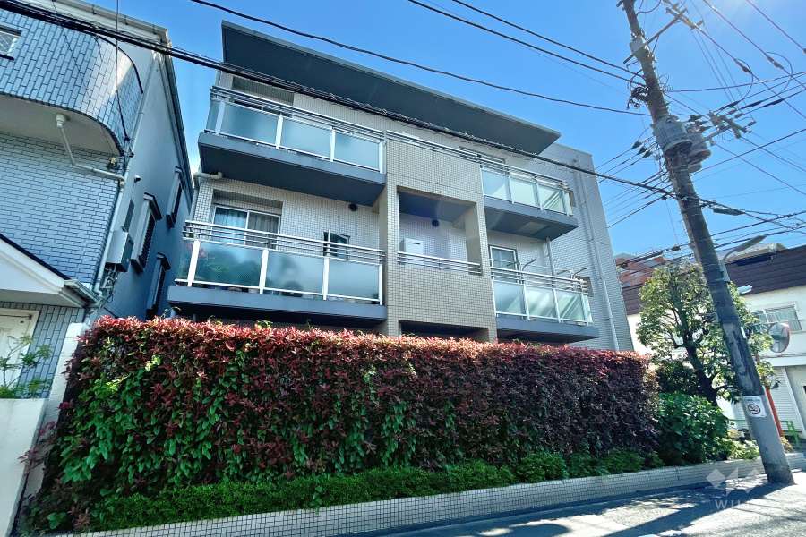 グランドメゾン都立大学の外観（北東側から）