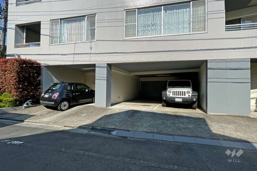 敷地内駐車場（屋内平面式）