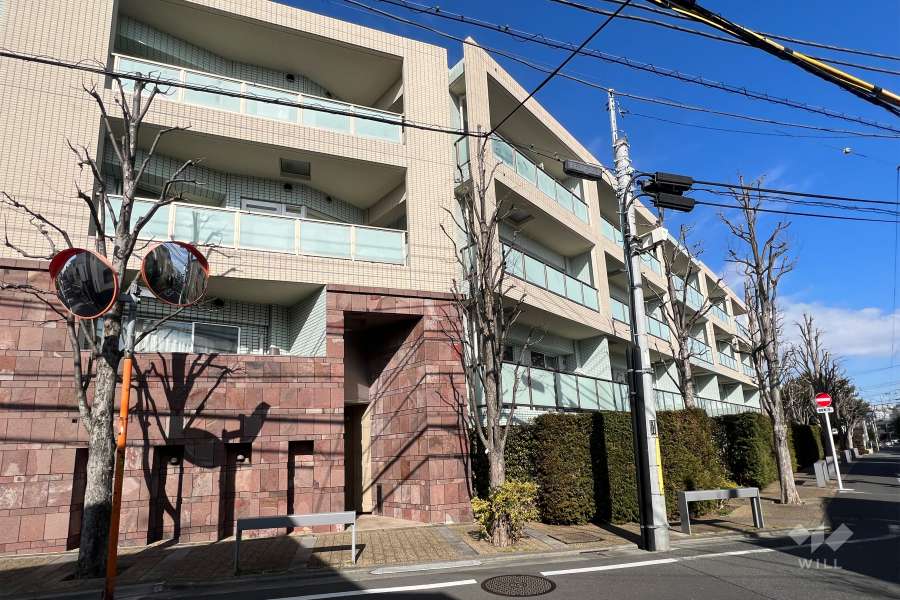 ピアースコード目黒洗足の外観(南東側から)