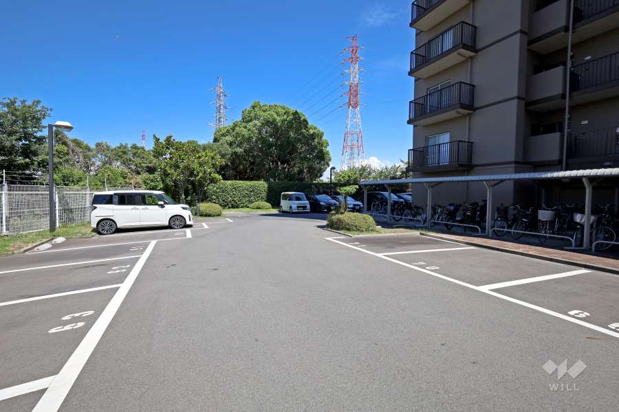 敷地内駐車場(屋外平面式)