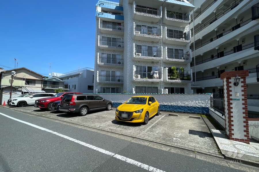 敷地内駐車場（屋外平面式）