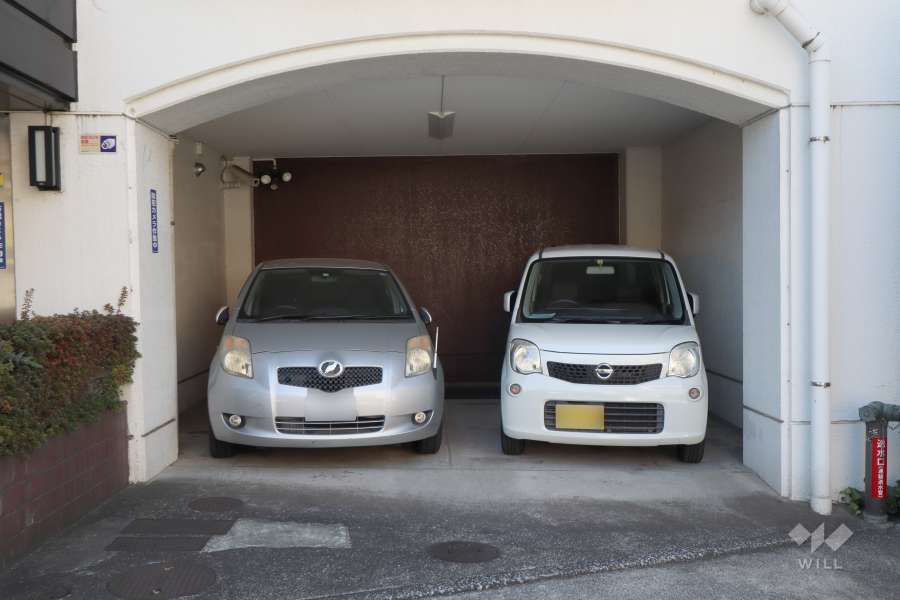 敷地内駐車場（屋内平面式）