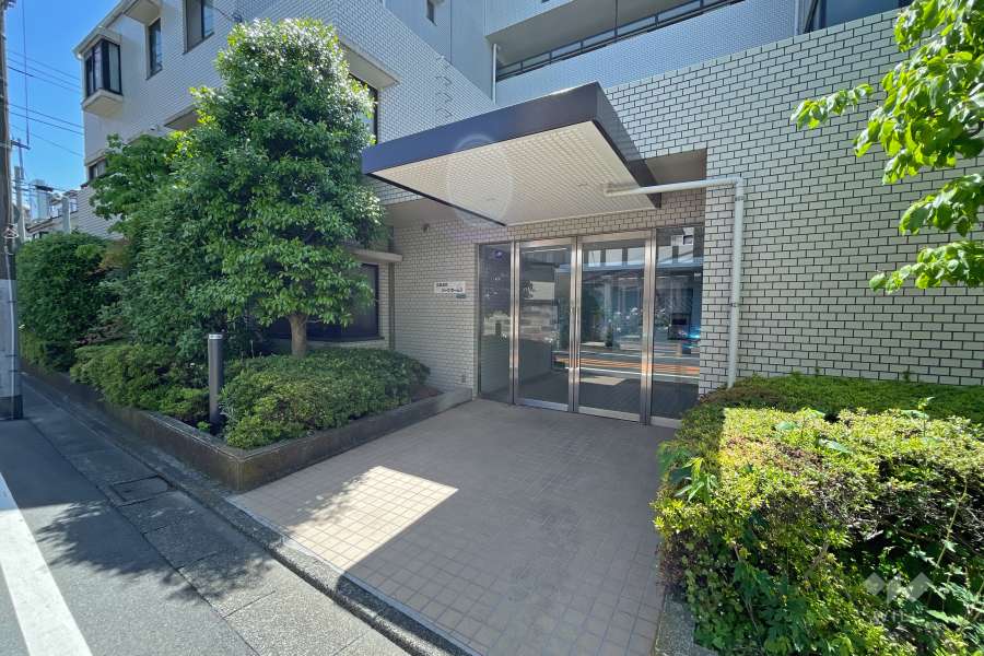 エントランスアプローチ