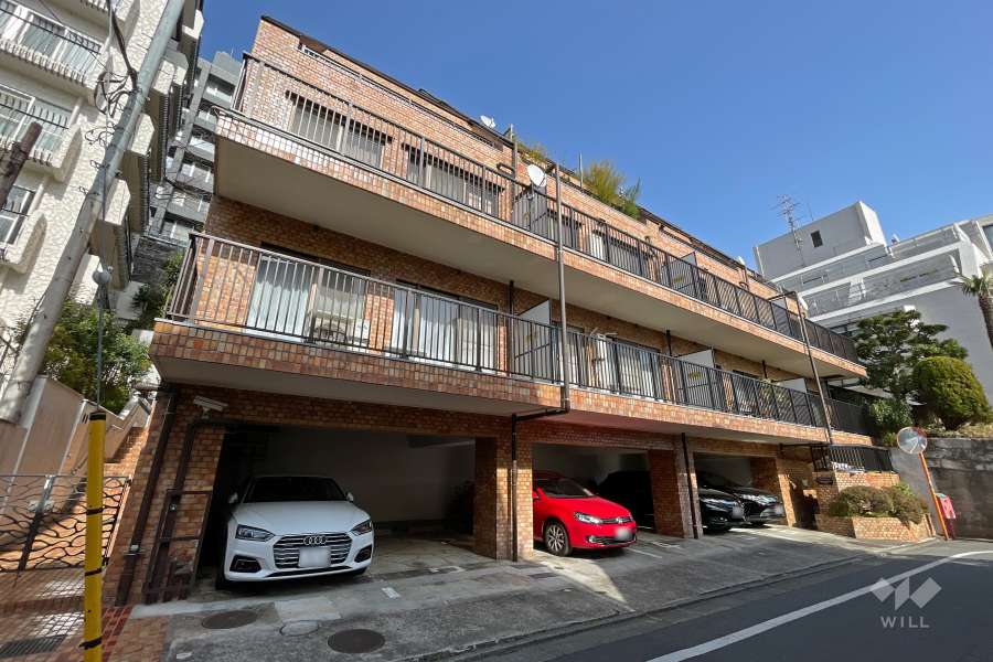 ヴェラハイツ目黒三田の外観（南西側から）