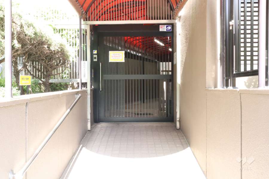 駐輪場の出入り口