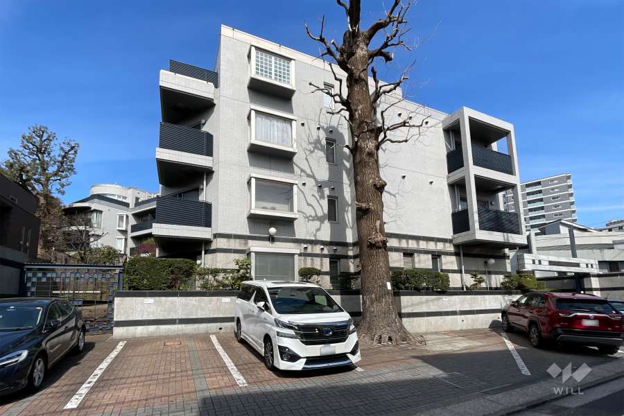 目黒ロイアルハイツの外観（南西側から）