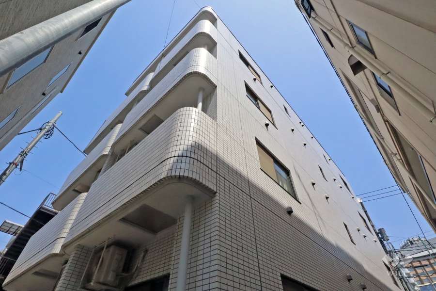 目黒フラワーハイホームの外観（南側から）