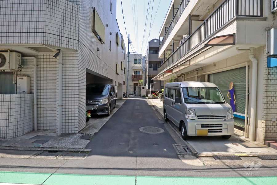 敷地の北西側道路