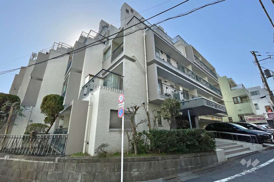 目黒コーポビアネーズの外観（東側から）