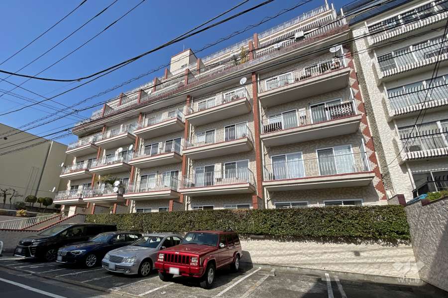 目黒が丘マンションの外観（南側から）