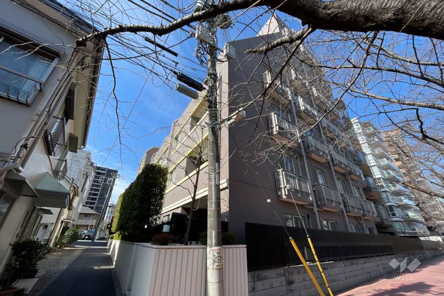 ジェイパーク目黒2リバーサイドステージの外観（北東側から）