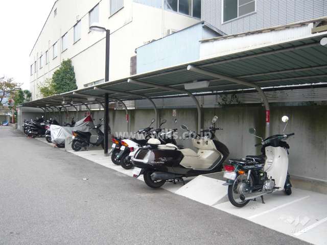 バイク置場