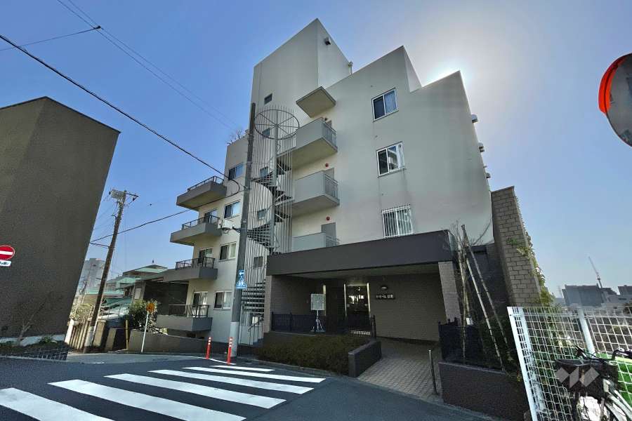 ドミール目黒の外観（北東側から）