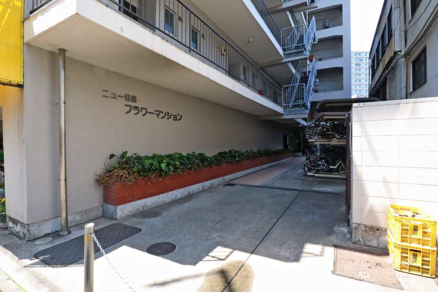 エントランスアプローチ