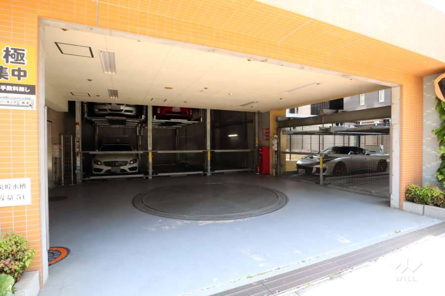 敷地内駐車場（屋内機械式）