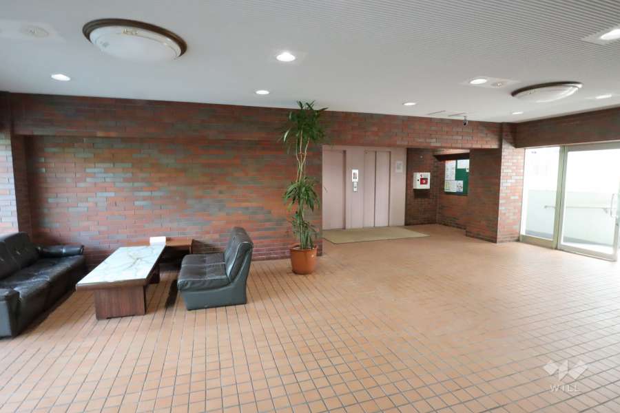 エントランス内