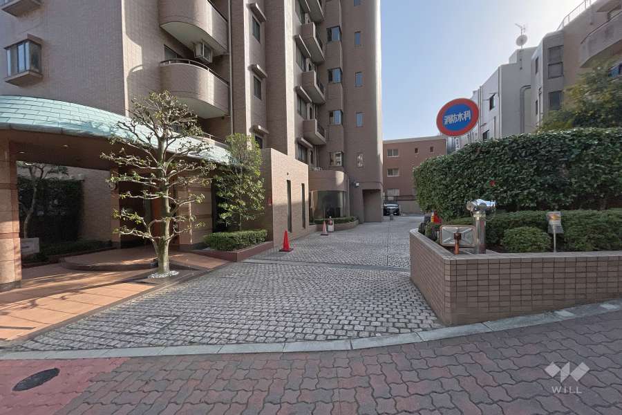 駐車場の出入り口