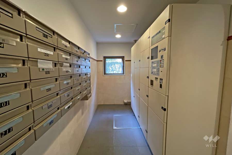 宅配ボックスと共用ポスト