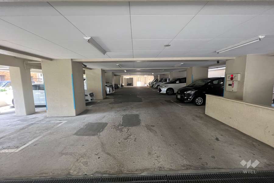敷地内駐車場（屋内平面式）