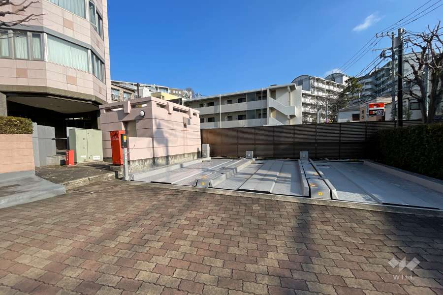 敷地内駐車場（屋外機械式）