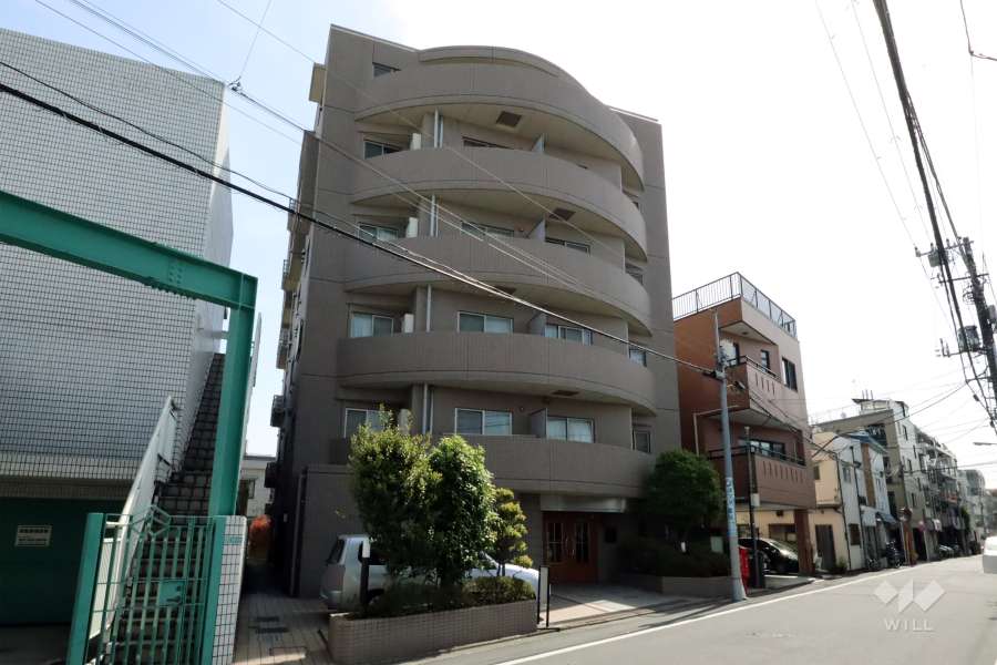 エクセルシオール碑文谷の外観(北東側)